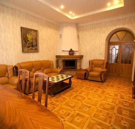 Flat in the city center Lejlighed Odessa Eksteriør billede